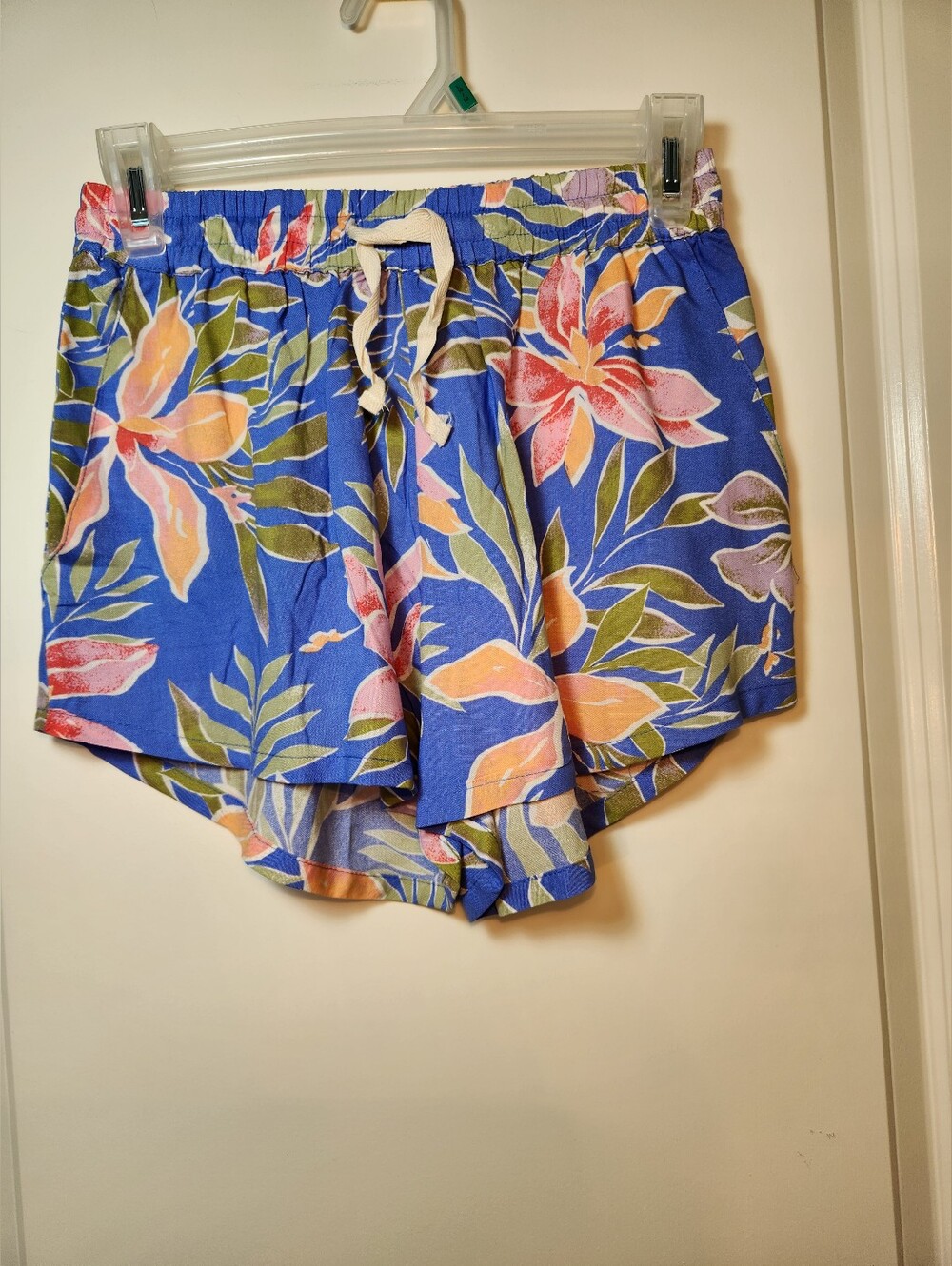 Billabong Women's Blue Floral Drawstring Shorts
